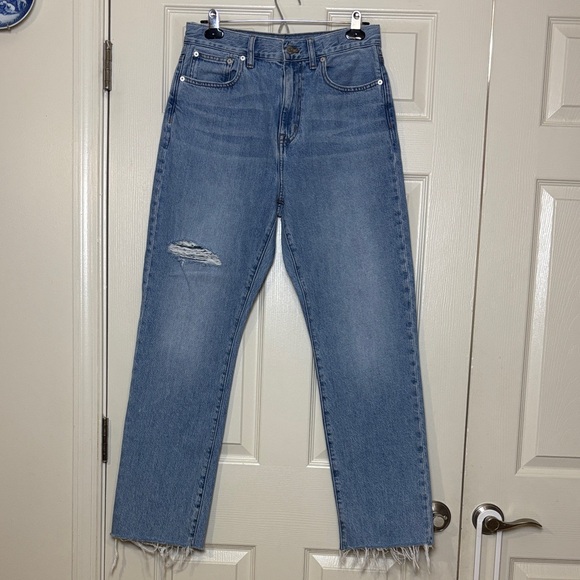 Madewell Denim - Madewell Women’s size 28 90’s Straight Jeans 29” inseam